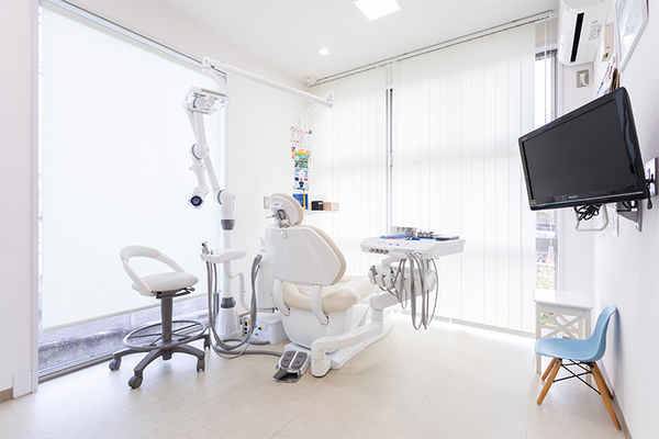 オカダデンタルオフィス 一人ひとりの問診にも注力する 