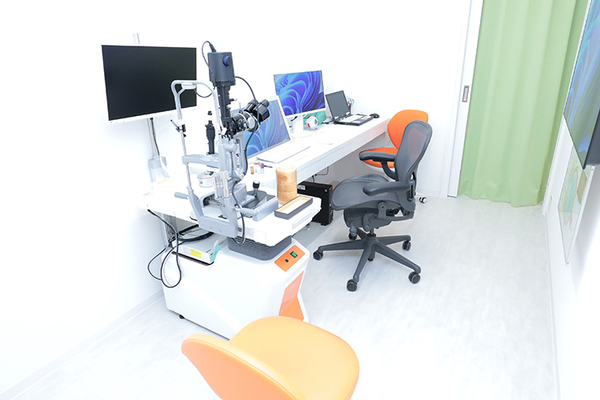 錦糸町おおかわ眼科 患者の希望に合わせた選択ができるよう丁寧な説明を心がけている