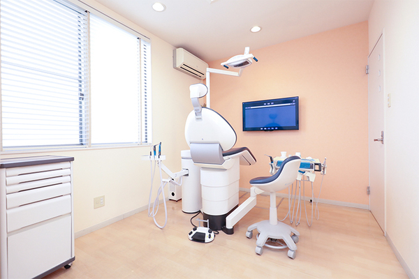 あおきファミリー歯科 患者に寄り添い丁寧なカウンセリングを心がける