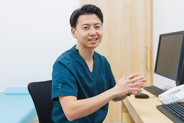 キュアステーションイオンスタイル南砂クリニック 少しでも気になることがあれば気軽に立ち寄ってほしいと話す院長