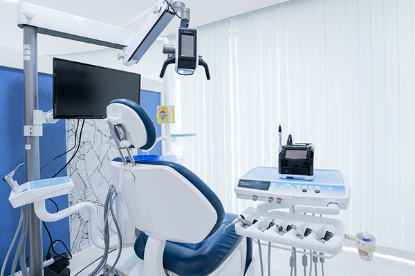 さな歯科クリニック 一人ひとりに合わせた治療が丁寧に行われる診察室