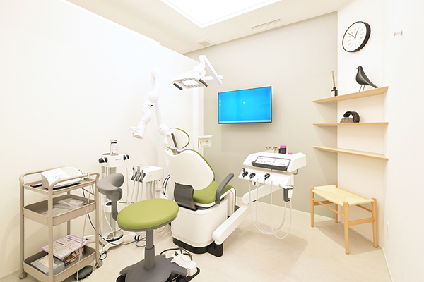 HALSA DENTAL CLINIC 歯周病治療・予防における専門性が高い歯科衛生士が在籍している