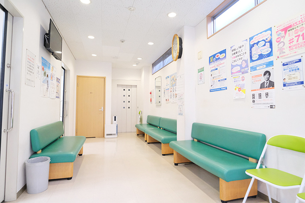 ひらい医院 症状が長引いている、市販薬で改善しない場合は相談を勧める