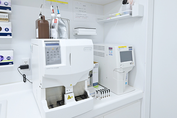 みつい内科・糖尿病・甲状腺クリニック 院内ではHbA1cの当日検査が可能