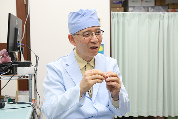 わくい耳鼻科 詳しく説明を行う涌井先生