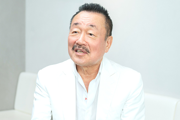 銀座クリニック 睡眠呼吸障害は生活習慣と深く関わっていると話す田中理事長