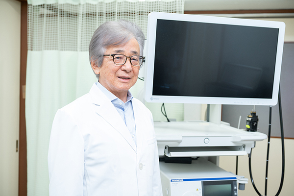 大泉中央クリニック 「専門性の高い技術を持つ医師がいる」と自信を持って話す院長 