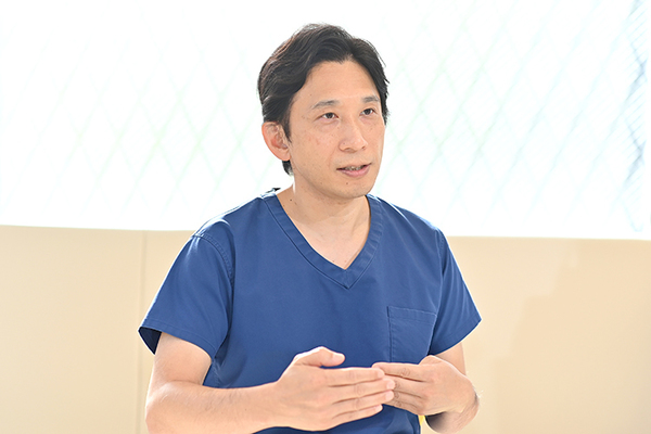 本庄医院 豊富な経験を持つ本庄友行院長