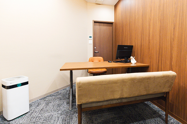 横浜ゆりまりメンタルクリニック 診察の際は、話しやすい雰囲気づくりを大切にしている