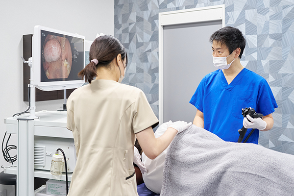 こっつ山ファミリークリニック 鎮静剤を用いるなど患者に配慮した治療を心がけている