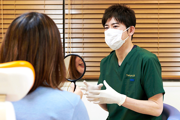 松本歯科医院 患者が納得できるよう、丁寧でわかりやすい説明を心がけている