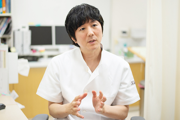 町野皮ふ科 皮膚科診療は年々進化していると話す院長