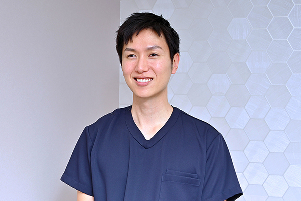 千里皮膚科 丁寧な診察・手術を心がけている