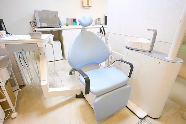 なのはな歯科医院 予防専用チェアも用意し、クリニック全員で患者をサポート