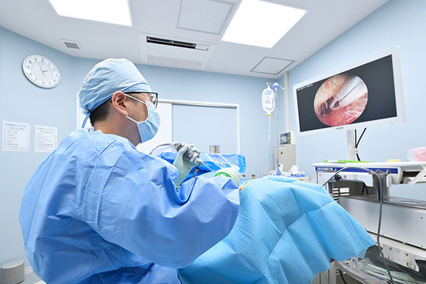 耳鼻咽喉科吉田クリニック 日帰り手術が可能な同院。負担を抑える処置を心がける