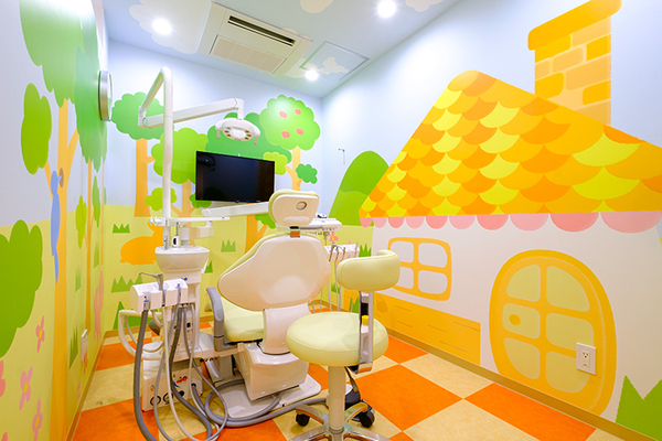 永福町駅前歯科・矯正歯科・小児歯科 カラフルでかわいらしいユニット