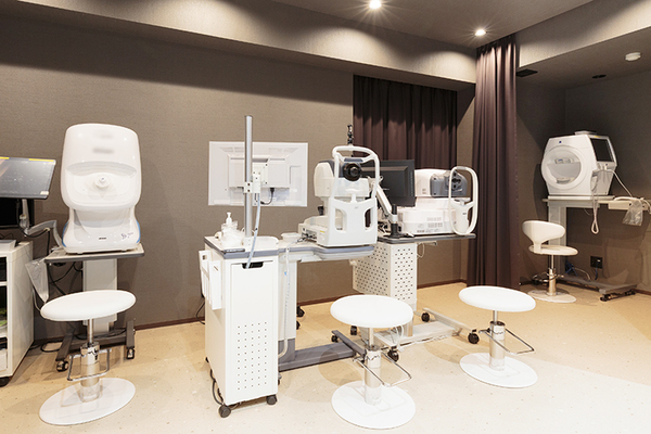 六甲なのはな眼科 患者の負担軽減のための設備、体制を整えている
