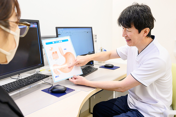 ふくろう内科・内視鏡クリニック新宿高田馬場 丁寧な問診、説明を心がけている