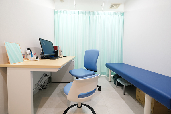 かとう皮フ科形成外科 形成外科と皮膚科双方の観点で丁寧に説明