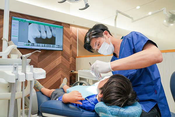 あお歯科  小児・矯正歯科クリニック 専門の歯科医師が在籍しており、きめ細かなサポートが可能