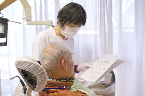 さわい歯科医院 子どもから大人まであいうべ体操の指導が大切だそう
