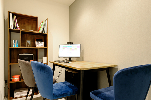 中野坂上駅前スワン歯科・矯正歯科 コミュニケーション力と専門性で、信頼を築く