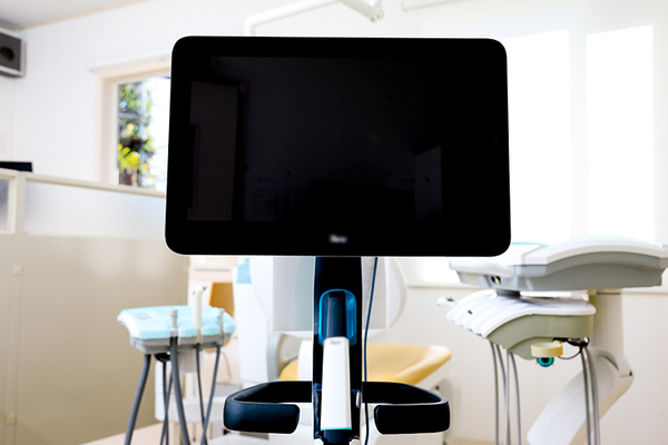 エムズデンタルクリニック できるだけ費用面にも配慮している