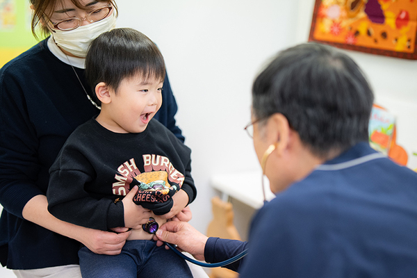 えびす子どもクリニック 「健診に来て良かったと思ってもらえたらうれしい」と話す院長