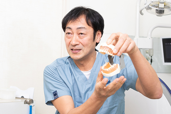 井上歯科医院 患者の状況と要望に合わせた矯正方法を提案し、治療を進める