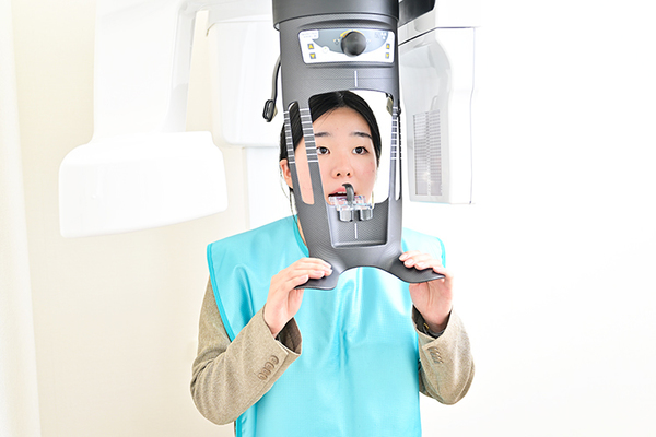 上尾かしわざ歯科医院 より良い治療を行うために歯科用CTやマイクロスコープを完備