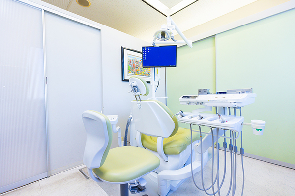 新宿パークタワー歯科 一般診療から矯正までシームレスに対応できる設備が整う