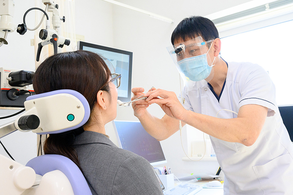 ふくやま耳鼻咽喉科馬堀院 塩化亜鉛を鼻や口から入れ、上咽頭に直接塗布する方法