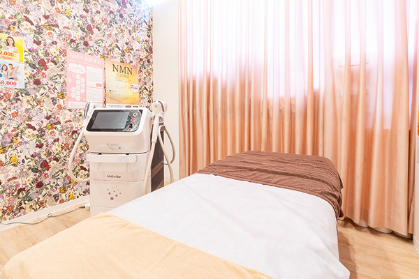 まゆりなclinic名古屋栄 肌質や毛質に適した機器選びが重要