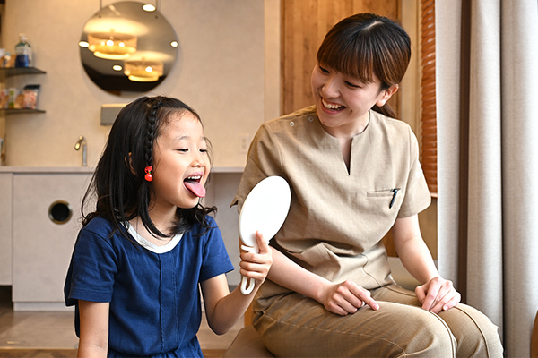 Smile Fit Dental Studio 担当の歯科医師、歯科衛生士がサポート