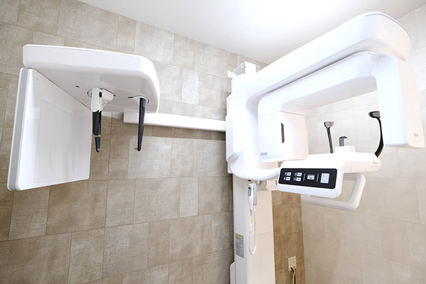 調布歯科・矯正歯科 先進の機器も積極的に導入し、精密な治療を提供する
