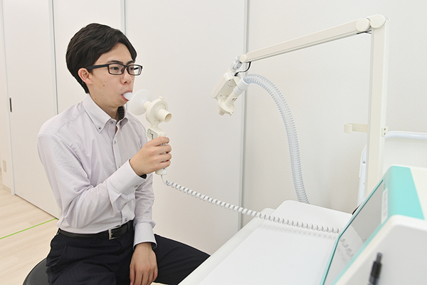 きだ呼吸器・リハビリクリニック 呼吸機能検査や6分間の歩行検査などを行い、リハビリに移行する