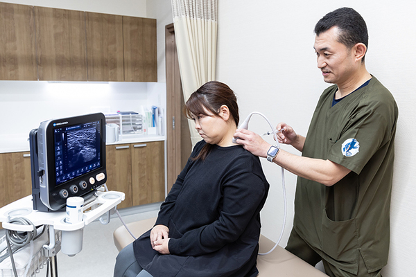 にしぎふ整形外科リハビリクリニック 正確な場所に注射を打つためにも活用