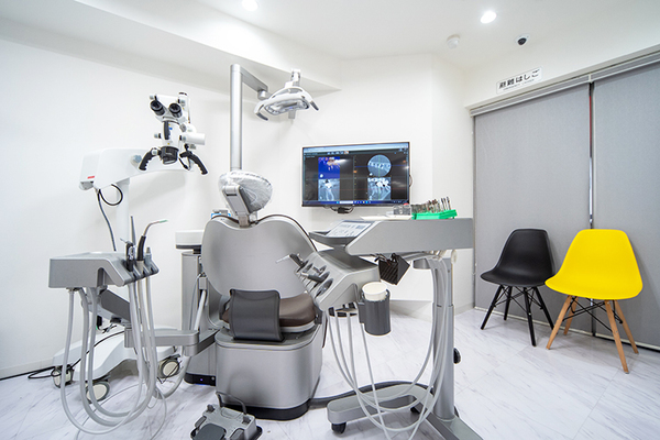 新宿駅前サイナス歯科・矯正歯科 良い状態の口腔内を保つことを重視して診療をしている