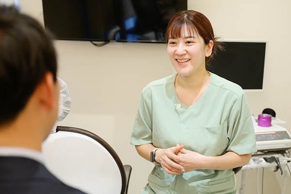 秋山歯科クリニック わかりやすく丁寧な説明を心がけている