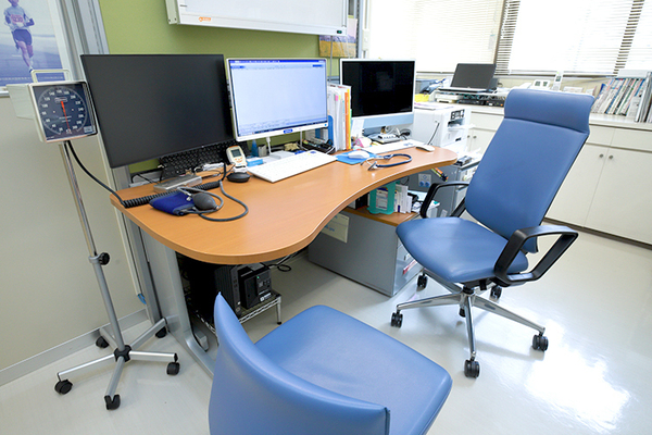 酒本医院 少しでも前向きに治療を続けられるように検査機器も導入