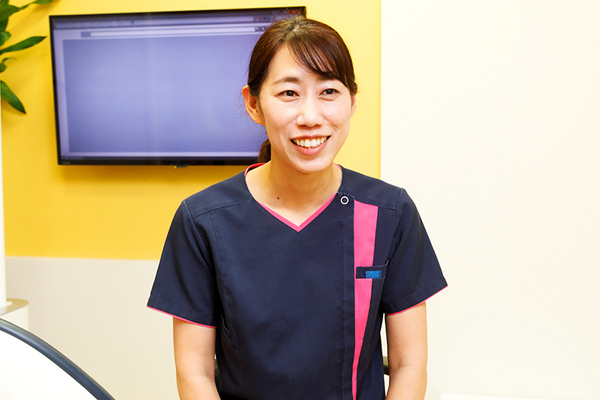 松野歯科医院 「小児期は歯を正しく使える状態に整えることが重要」と話す先生