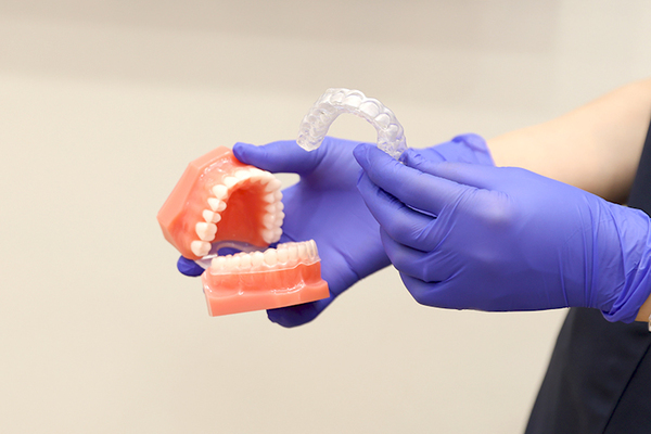 アロハ歯科 小児・矯正歯科クリニック 先進のマウスピース型装置を用い、患者の負担を減らす