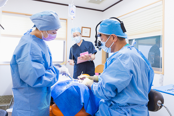 かわらい歯科医院 完全個室の専用ルームでインプラント治療を実施