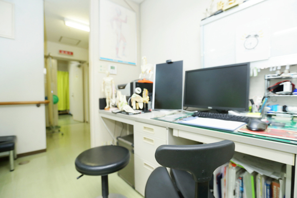 中野整形外科・運動器リハビリテーションクリニック 患者の希望や症状に合った治療法を提案