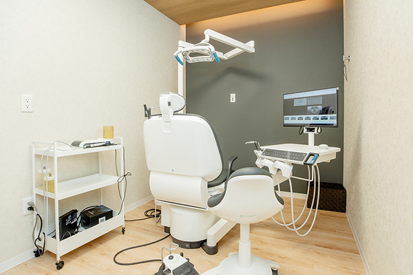 木下歯科医院 歯科技工士とも連携し、より満足度の高い治療をめざす