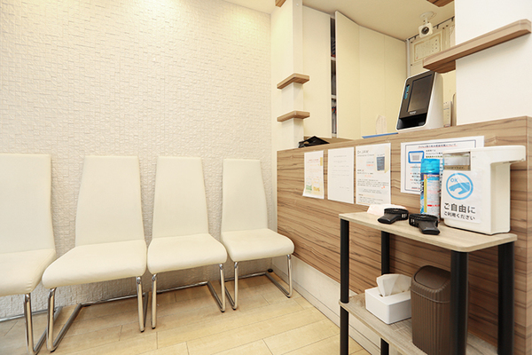 モリシタ歯科医院 些細な疑問も残さないよう、真摯な対応を心がける