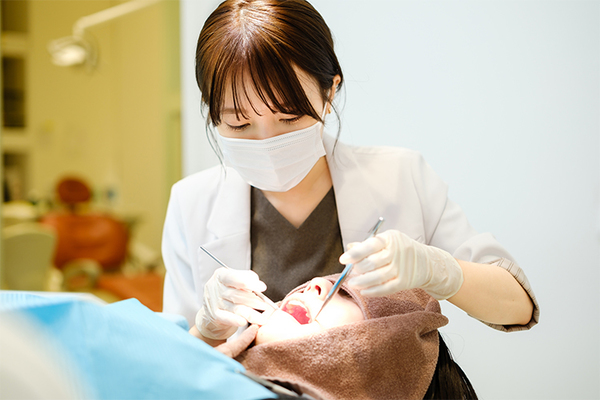 ドルミーレデンタルオフィス表参道 院長、スタッフともに丁寧なコミュニケーションを心がける