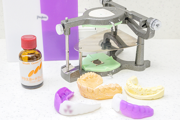 まつざわ歯科診療所 競技に合わせたスポーツマウスガードの作製を行っている