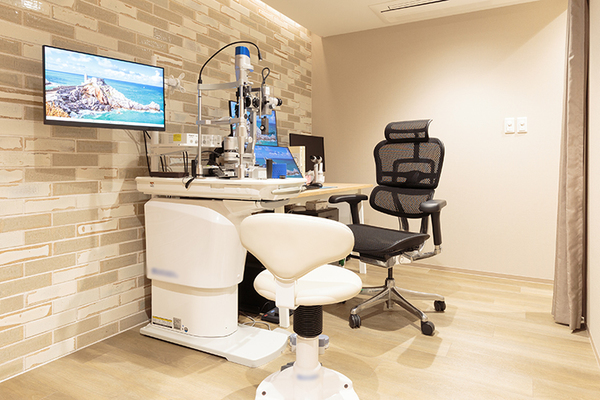 六甲なのはな眼科 白内障と合わせた同日手術の実施も可能