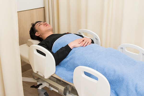 広島八丁堀内科・胃腸内視鏡クリニック その人に合わせた鎮静剤を使用。眠った状態で検査を受けられる